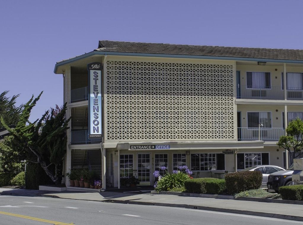 Motel The Stevenson Monterey Extérieur photo
